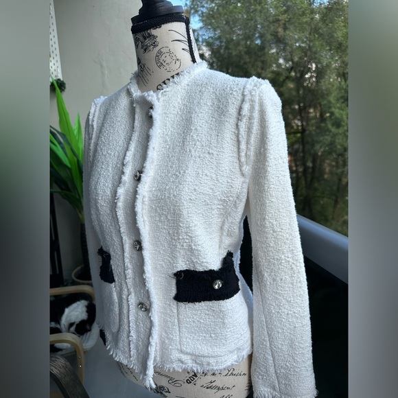 Zara Bouclé Blazer - Picture 3 of 13